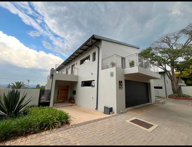 4 BEDROOM CLUSTER FOR SALE IN WATERKLOOF